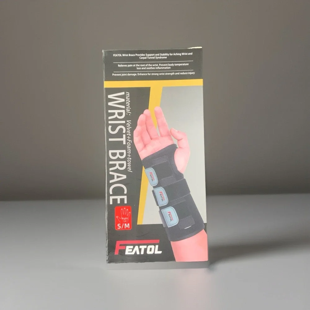 FEATOL Wrist Brace Carpal Tunnel Support Right Hand Black S/M HBR001S/M